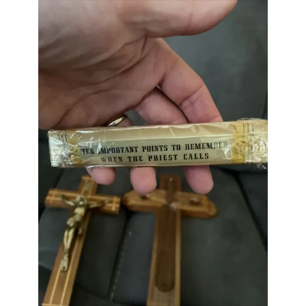 Vintage Catholic Last Rites Sick Call Crucifix Cross – Wood Wooden Metal INRI